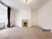 New 2 bedroom terraced house for rent in Worsley Road,...