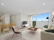 Nice 2 BR 16/142 Old South Head Road, Bellevue Hill, NSW...