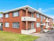 Nice 2 BR 5/94A Shellharbour Road, Port Kembla, NSW 2505