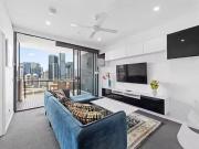 Charming 2 BR Grey Street