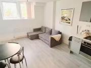 Just in! 2 BR South Fifth Street