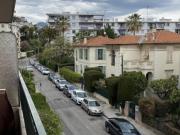 Nice – 2 pièces rénové avec balcon, vendu meublé