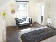 Nice 2dble,liv.rm,kit,bthrm, great Putney location