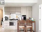 For Rent! 3204 39 Roehampton Avenue, Toronto, ON, M4P 1R2.