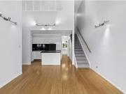 Just in! 33/27 Birley Street, Spring Hill Apartment for...