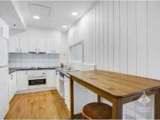 Nice 35/222 Victoria Street, Melbourne House for rent...