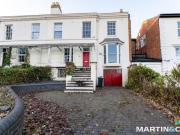 Deal! 3 BA 4 bedroom semi detached house for rent in...