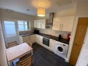 Charming 3 bedroom apartment for rent in Bottetourt...