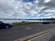 Unique 3 bedroom detached house for rent in Park Lake...