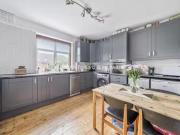 Unique 3 bedroom flat for rent in Graham Road, Mitcham, CR4