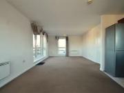 Unique 3 bedroom flat for rent in Paxton Drive,...