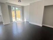 Deal! 3 bedroom terraced house for rent in Twickenham...