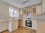 Deal! 3 bedrooms End of terrace house to rent in Merlin...