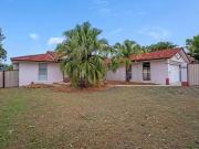 Cheap 3 Bendigo Crescent, Tallai, QLD 4213