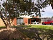 Just in! 3 BR 1 Kilpara Court, Mornington, VIC 3931