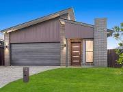 Nice 3 BR 53 Apex Street, Griffin, QLD 4503