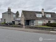 Charming 3 BR Property to rent in 2 Elgin Gardens,...