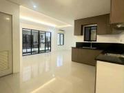 Nice 3 Storey Townhouse for SALE in Project 6, Bahay...