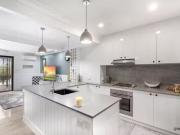 Unique 42/2 10 Coolgardie Street, Elanora, QLD 4221