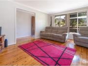 Cheap 43 Coolabah Rd, Dapto House for rent Listed by...