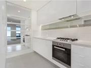 Just in! 4512/500 Elizabeth Street, Melbourne Apartment...