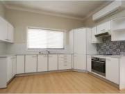 For Rent! 4 Ballina Street, Goulburn House for rent...