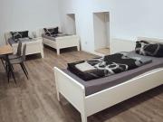 Nice 4 bed studios for fitters