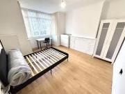 Rental! 4 bedroom semi detached house for rent in...