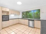 Deal! 4 Tanzen Drive, Arundel, QLD 4214