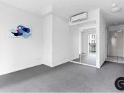 Cheap 506/118 Franklin Street, MELBOURNE Apartment for...