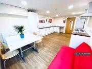 Charming 6 BA 6 bedroom flat for rent in Warwick New...