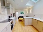 Just in! 6 BA 6 bedroom house for rent in 68 North Road,...