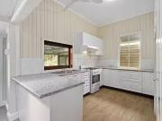 Unique 70 Hetherington Street, Herston, QLD 4006