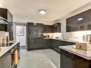 Charming 8 bedroom house share for rent in Maskelyne...
