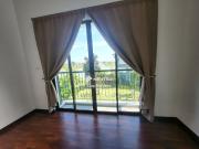 Nice and clean renovate unit for sale at Palm Garden...