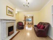 Cozy Auburn Drive, Castleknock, Dublin 15 is for rent