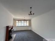 Cozy Bungalow to rent in Maybury Way, Stoke On Trent,...
