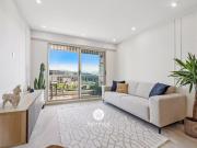 Nice Fabron 3 Pièces Rénové Terrasse Dernier Étage Vue....