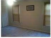 Nice Family Townhouse for rent. Pet OK!