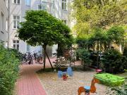 Nice & fashionable suite with own garden in Prenzlauer...