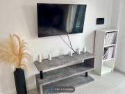 Unique Flat to rent in Centurion House, Edgware HA8