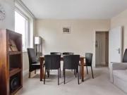 Rental! Flat to rent in Chalmers House, Battersea SW11