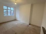Cozy Flat to rent in Colney Hatch Lane, London N10