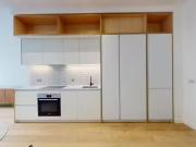 For Rent! Flat to rent in Great West Road, Brentford TW8