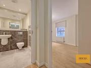 Deal! Flat to rent in Harrison Court, Queen Mary Avenue,...