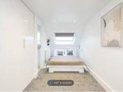 For Rent! Flat to rent in Homesdale Road, Bromley BR1