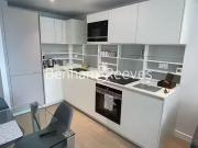 Nice Flat to rent in Lockgate Road, Imperial Wharf SW6