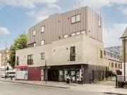Rental! Flat to rent in Putney Bridge Road, London SW18