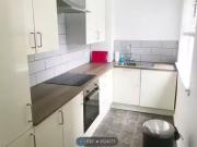 Deal! Flat to rent in South Bank, London SE1