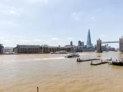 Cozy Flat to rent in St. Katharines Way, London E1W